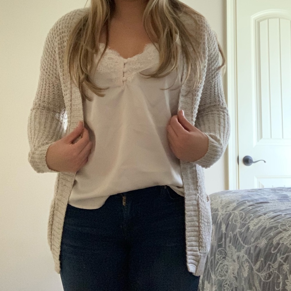 Cardigan - Picture 4 of 4